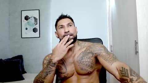 Snapshot of rogers_p chatting on 03/06/25, 03:45 Rogers online show from 03/06/25, 03:45