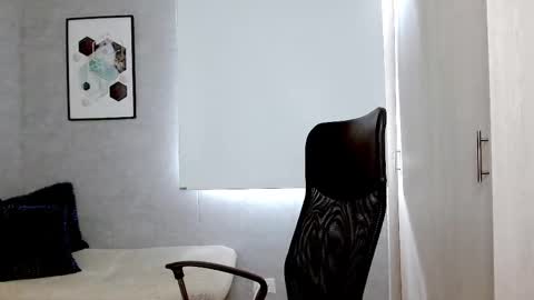 Snapshot of rogers_p chatting on 03/07/25, 04:00 Rogers online show from 03/07/25, 04:00