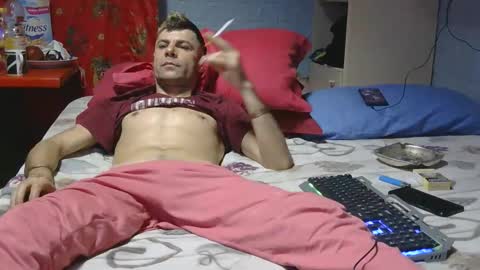 Snapshot of rogobeteilie chatting on 03/03/26, 07:14 Banderas online show from 03/03/26, 07:14