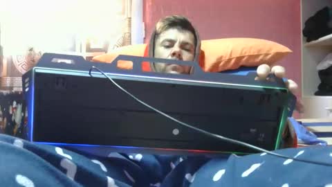 Snapshot of rogobeteilie chatting on 03/18/26, 09:12 Banderas online show from 03/18/26, 09:12