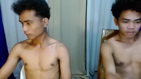 Snapshot of roianboyyy chatting on 05/08/26, 04:56 roianboyyy online show from 05/08/26, 04:56
