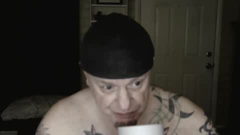 roinaz online show from 01/01/25, 11:16