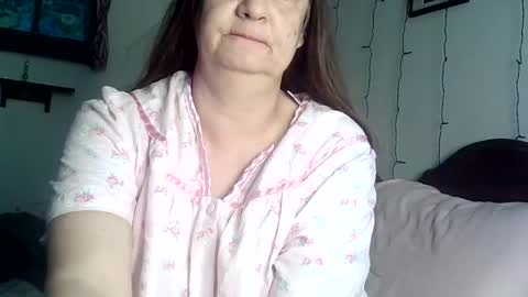 Snapshot of roisierios chatting on 03/21/26, 11:37 Rosie Rios online show from 03/21/26, 11:37