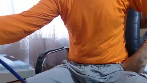 Snapshot of rokettttt chatting on 10/11/25, 12:15 rokettttt online show from 10/11/25, 12:15