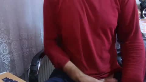 Snapshot of rokettttt chatting on 12/21/25, 10:28 rokettttt online show from 12/21/25, 10:28