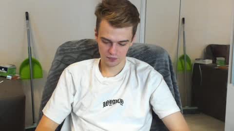 taylor fox online show from 12/06/24, 01:33