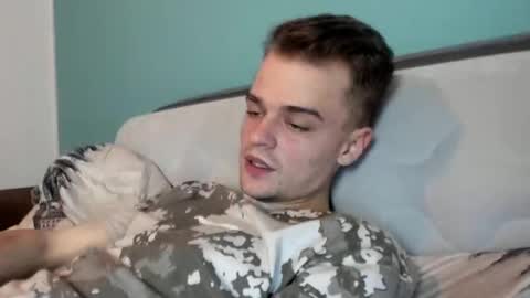 taylor fox online show from 10/04/25, 04:38