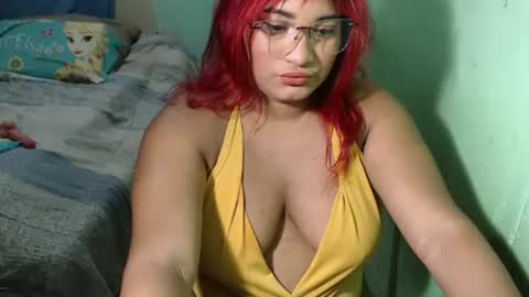 Snapshot of rokyhilary chatting on 02/02/25, 12:51 jesabel online show from 02/02/25, 12:51