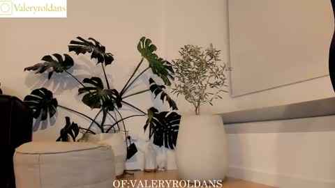 Valery Roldans online show from 03/11/25, 02:10