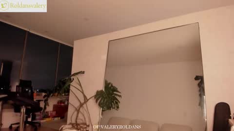Valery Roldans online show from 02/11/26, 01:32