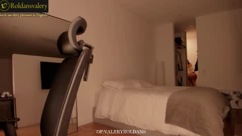 Snapshot of roldansvalery chatting on 03/04/26, 01:22 Valery Roldans online show from 03/04/26, 01:22