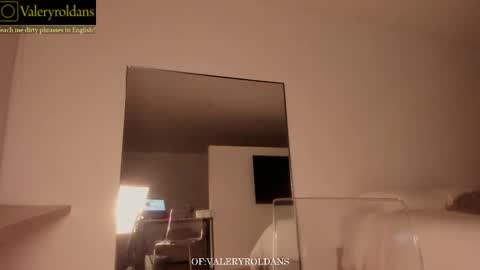 Snapshot of roldansvalery chatting on 03/26/26, 02:39 Valery Roldans online show from 03/26/26, 02:39