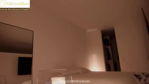 Snapshot of roldansvalery chatting on 03/27/26, 08:26 Valery Roldans online show from 03/27/26, 08:26