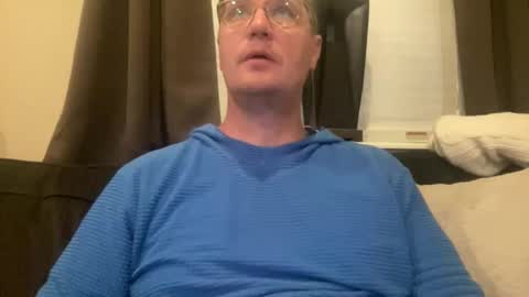 Snapshot of rolldadbod1 chatting on 03/23/26, 04:38 DadBod with Rolls online show from 03/23/26, 04:38