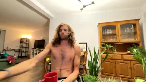 Rollinintheweeds online show from 09/28/25, 12:54