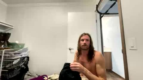 Rollinintheweeds online show from 11/28/25, 07:16