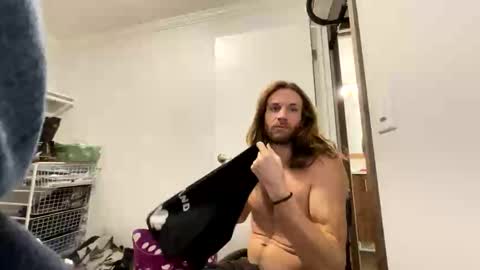 Rollinintheweeds online show from 02/01/26, 02:04