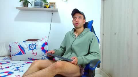 rolos_hot32 online show from 10/09/25, 02:59