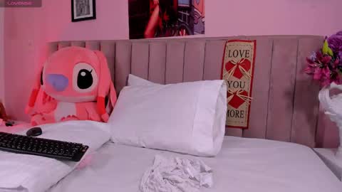 Marcela online show from 02/15/25, 08:43