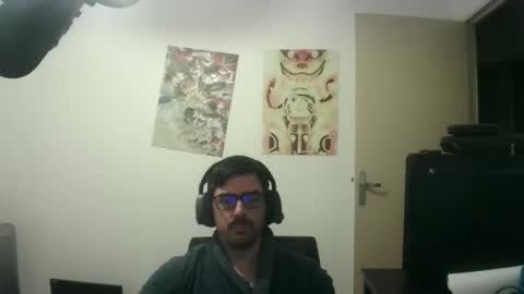 romainb72 online show from 10/30/25, 06:52