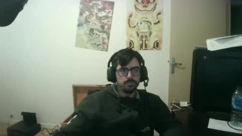 Snapshot of romainb72 chatting on 02/15/26, 08:57 romainb72 online show from 02/15/26, 08:57