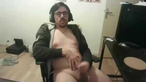 Snapshot of romainb72 chatting on 03/09/26, 07:29 romainb72 online show from 03/09/26, 07:29