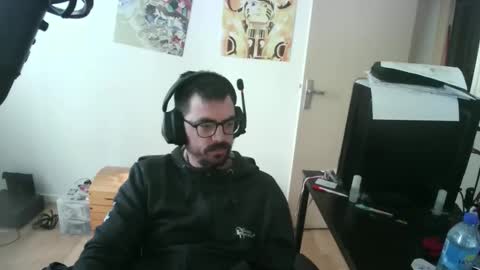 Snapshot of romainb72 chatting on 04/09/26, 08:53 romainb72 online show from 04/09/26, 08:53