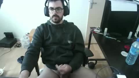 Snapshot of romainb72 chatting on 04/10/26, 10:31 romainb72 online show from 04/10/26, 10:31