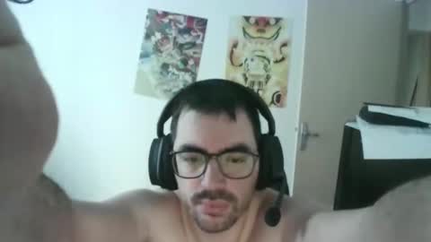 Snapshot of romainb72 chatting on 04/16/26, 06:14 romainb72 online show from 04/16/26, 06:14