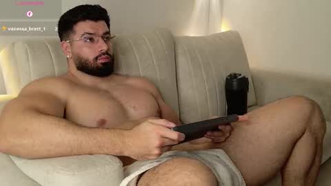 Snapshot of roman_lux chatting on 01/18/26, 06:39 Roman Lux online show from 01/18/26, 06:39