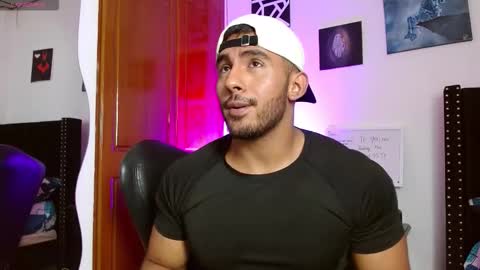 Roman online show from 09/30/25, 06:57