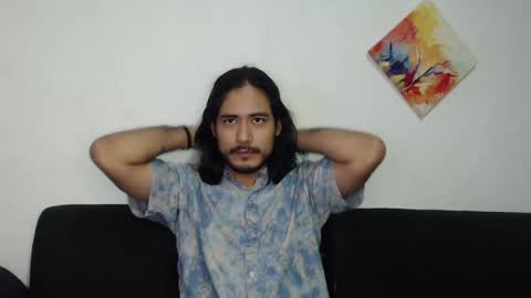 Snapshot of romanphoenix chatting on 01/09/25, 12:14 Roman online show from 01/09/25, 12:14