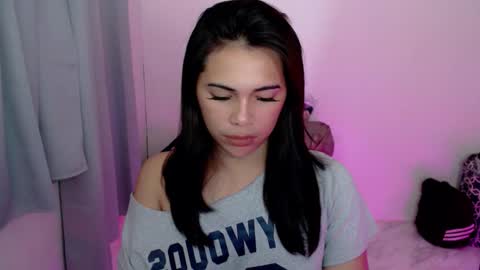 Snapshot of romantic_kath chatting on 03/03/26, 04:02 KATH online show from 03/03/26, 04:02