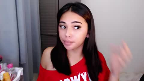 Snapshot of romantic_kath chatting on 03/21/26, 04:17 KATH online show from 03/21/26, 04:17