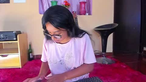 Snapshot of romantic_stargirl chatting on 12/22/24, 02:06 Is A Belle online show from 12/22/24, 02:06