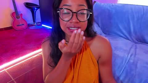 Snapshot of romantic_stargirl chatting on 02/18/25, 03:21 Is A Belle online show from 02/18/25, 03:21