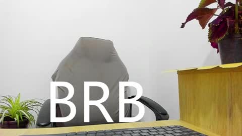 Snapshot of romantic_stargirl chatting on 02/26/25, 10:04 Is A Belle online show from 02/26/25, 10:04