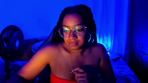 Snapshot of romantic_stargirl chatting on 10/31/25, 11:17 Is A Belle online show from 10/31/25, 11:17