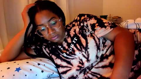 Is A Belle online show from 11/21/25, 04:33