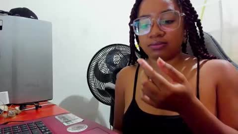 Is A Belle online show from 11/30/25, 01:59