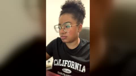 Is A Belle online show from 03/12/26, 03:40