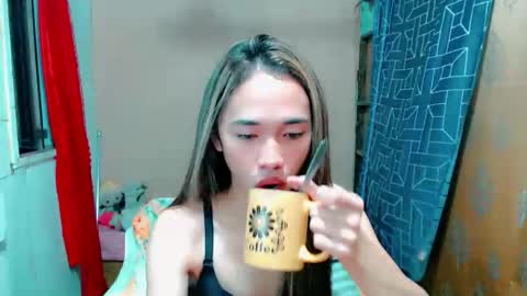 Snapshot of romanticslutxxx chatting on 04/19/26, 02:16 empress online show from 04/19/26, 02:16