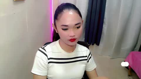 Snapshot of romanticslutxxx chatting on 06/28/26, 08:48 empress online show from 06/28/26, 08:48