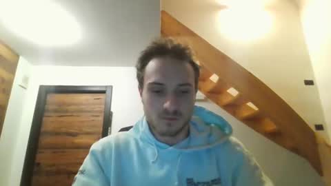 Snapshot of romanz123 chatting on 02/21/25, 10:04 romanz123 online show from 02/21/25, 10:04