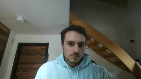 Snapshot of romanz123 chatting on 02/23/25, 02:04 romanz123 online show from 02/23/25, 02:04