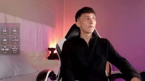 Snapshot of rome_hard chatting on 04/23/26, 07:49 Rome online show from 04/23/26, 07:49