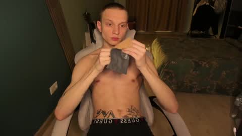 Snapshot of romeo_mercy chatting on 02/02/25, 11:11 Romeo online show from 02/02/25, 11:11