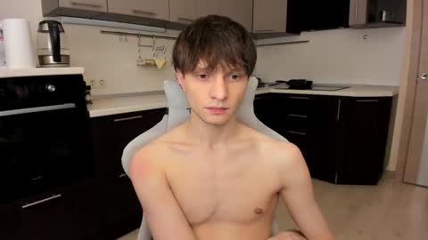 Snapshot of romeo_mercy chatting on 11/22/25, 04:00 Romeo online show from 11/22/25, 04:00