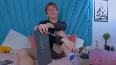 Snapshot of romeo_ricci1 chatting on 01/14/25, 07:21 Romeo Ricci online show from 01/14/25, 07:21