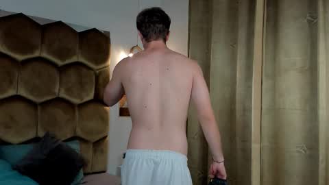 Snapshot of romeo_ricci1 chatting on 02/06/26, 06:29 Romeo Ricci online show from 02/06/26, 06:29